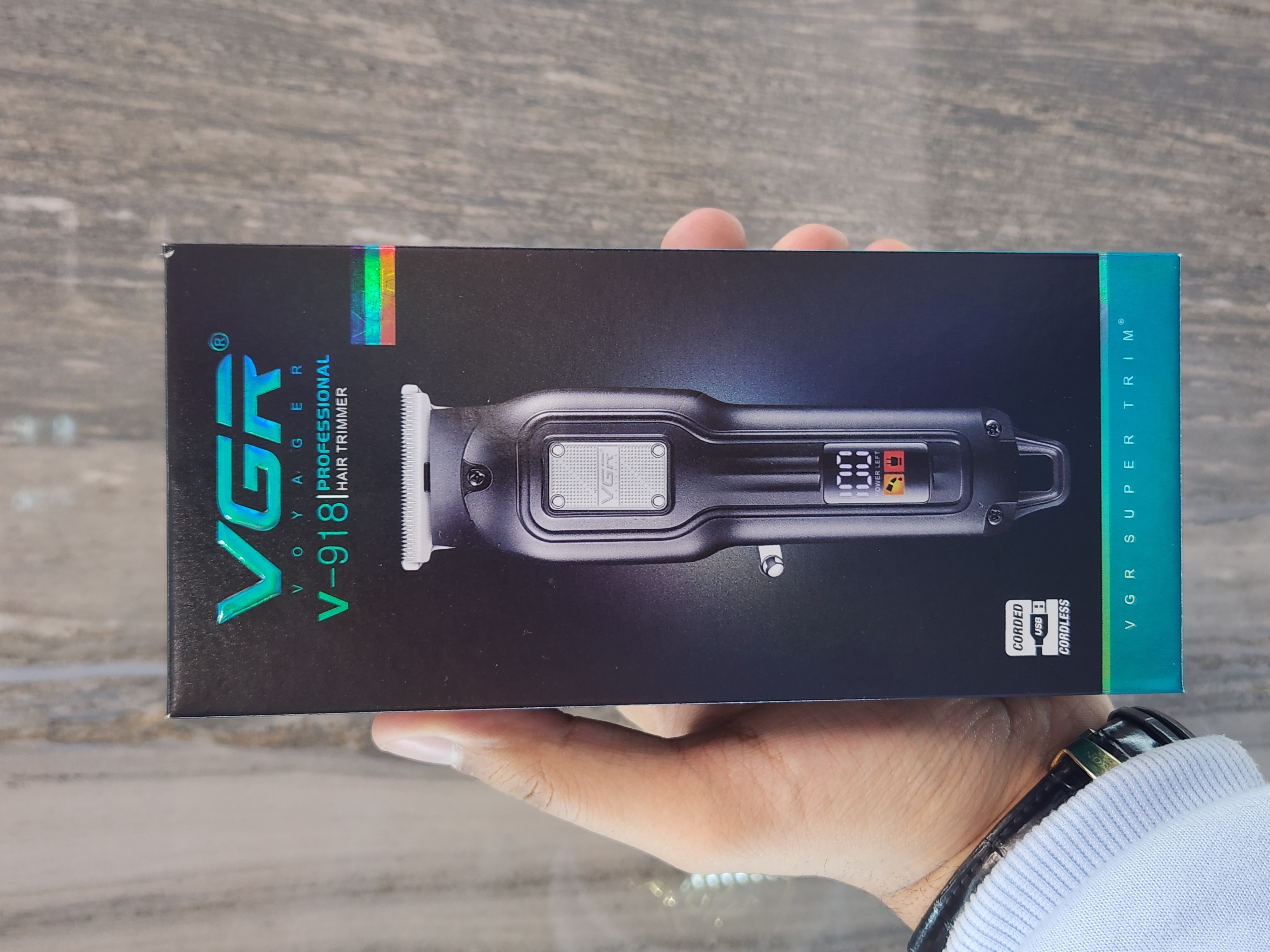 ماشین اصلاح موی سر و صورت شارژی وی جی ار مدل V-918